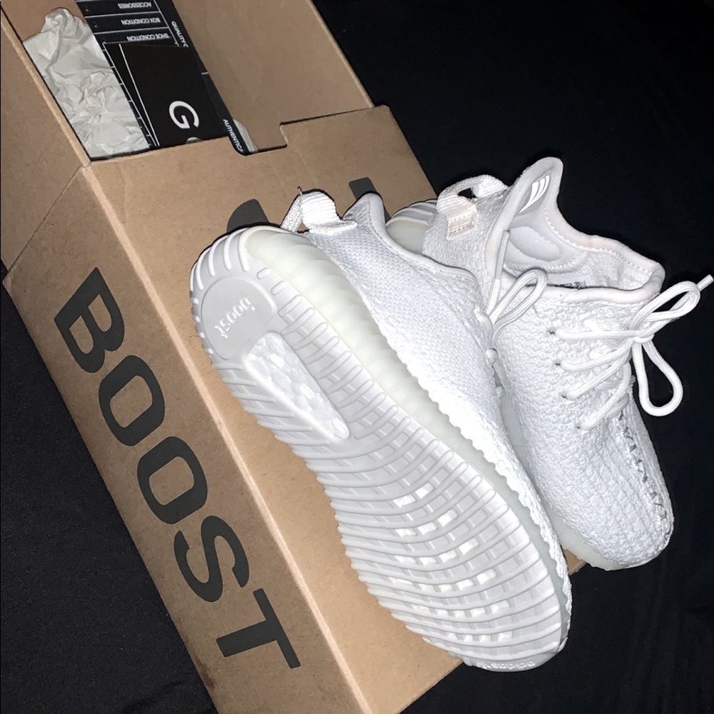 new yeezy 350 8c. From goat never worn